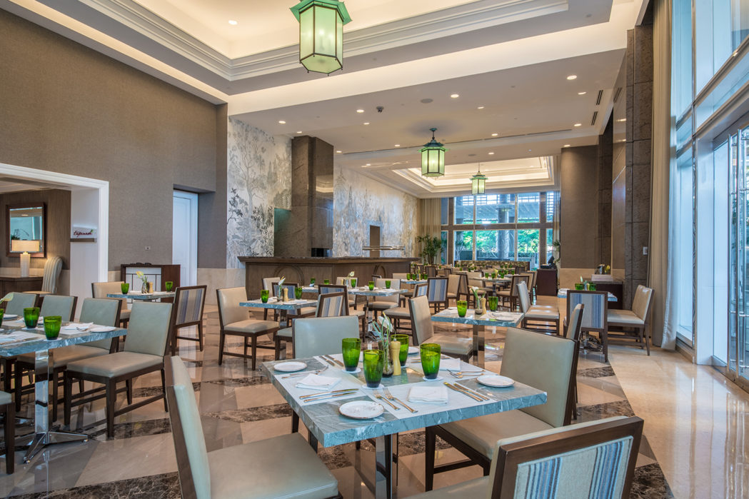 Restaurant Tapenade is open for breakfast, lunch and dinner. 